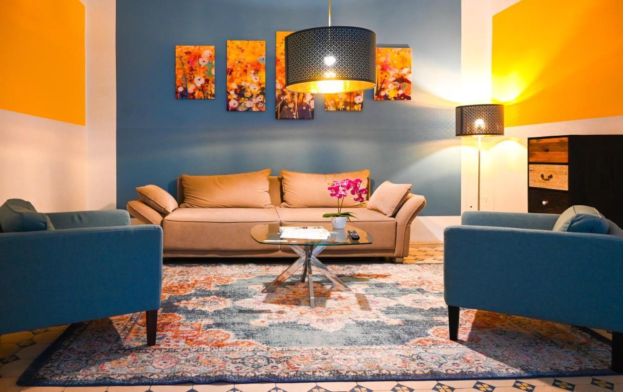Backpacker Apartment City Center Wenen Buitenkant foto
