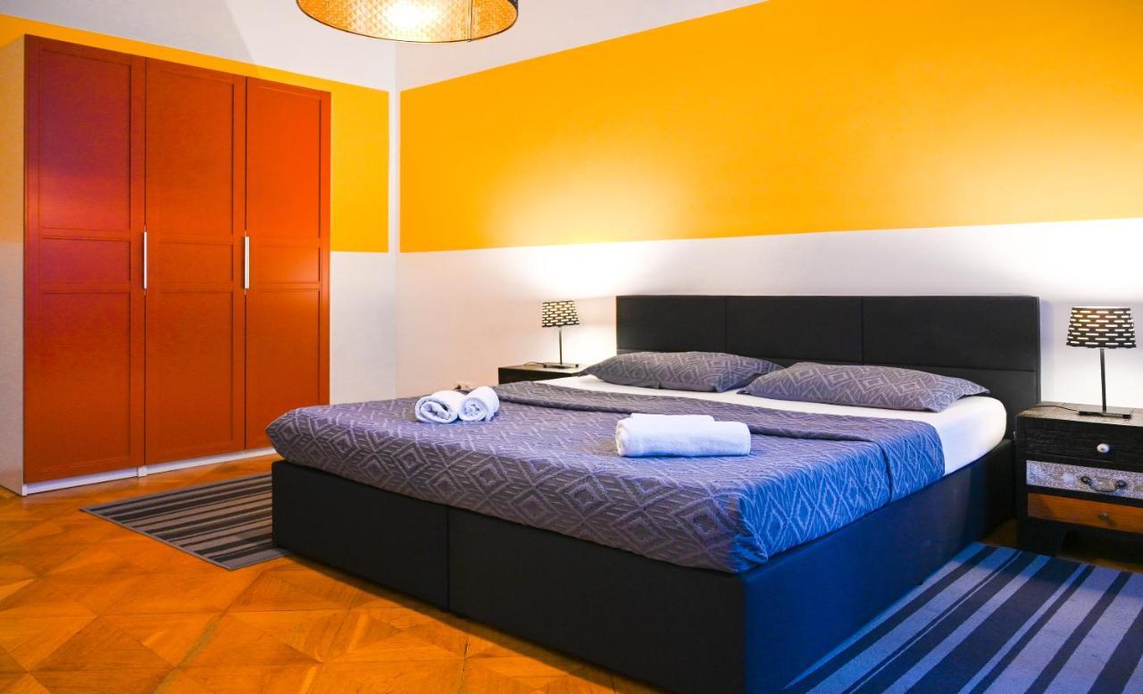 Backpacker Apartment City Center Wenen Buitenkant foto