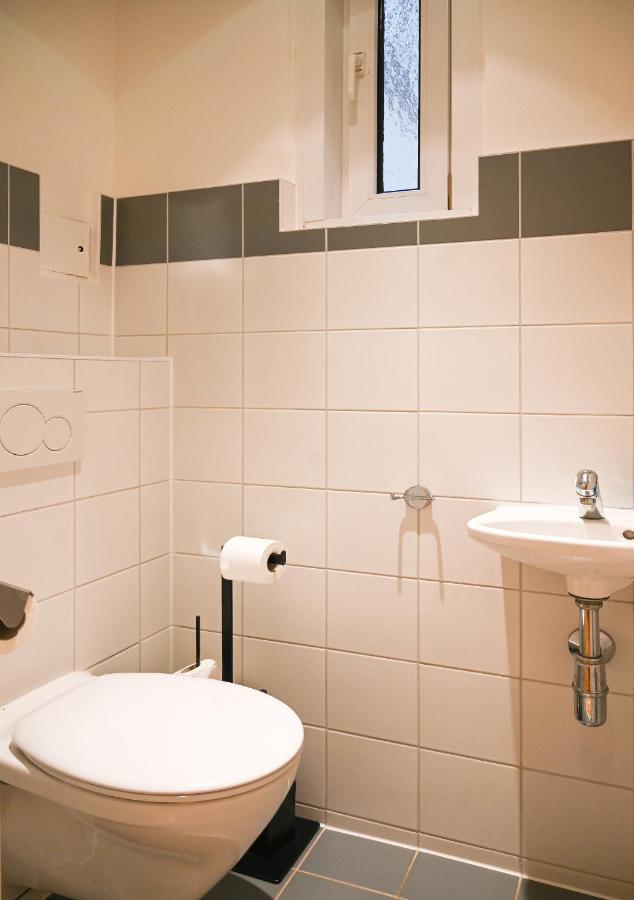 Backpacker Apartment City Center Wenen Buitenkant foto