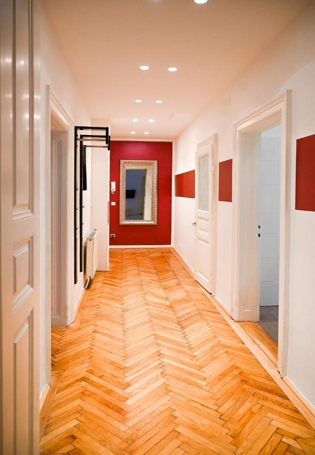 Backpacker Apartment City Center Wenen Buitenkant foto